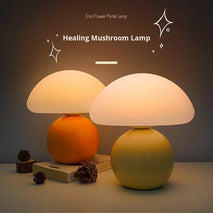 High-End Cream Ins Vintage Bedside Lamp for Bedroom Modern Style Mushroom Table Ceramic Decorative Night Light for Study Room