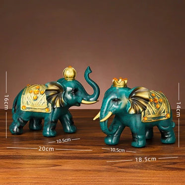 golden-couple-elephant