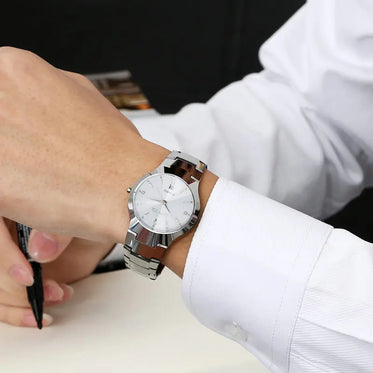 calendar-white-plate-mens